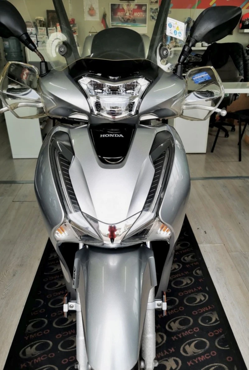 Honda Sh 150i ABS LED 05.2017г., снимка 1 - Мотоциклети и мототехника - 43050578