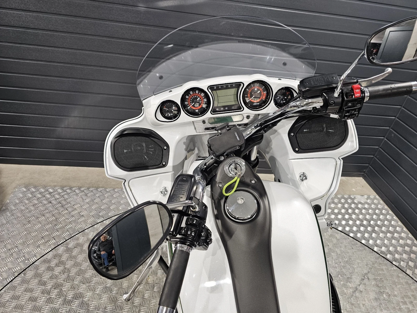 Kawasaki Voyager VAQUERO WHITE PEARL | Mobile.bg � ����������� 17