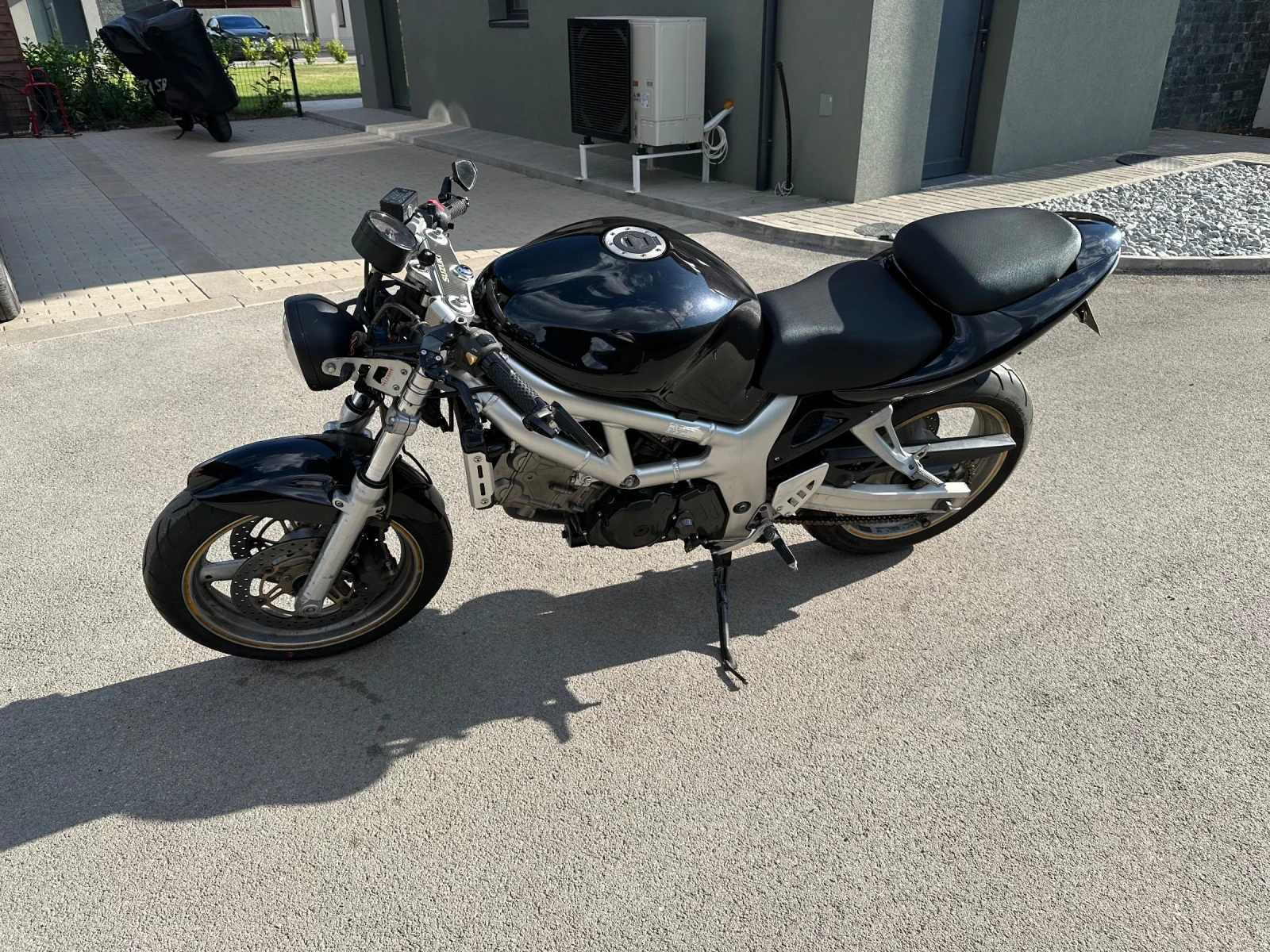 Suzuki SV 650, снимка 4 - Мотоциклети и мототехника - 55420728