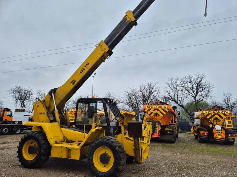 Телескопични товарачи JCB 530-120, снимка 6 - Индустриална техника - 49903343