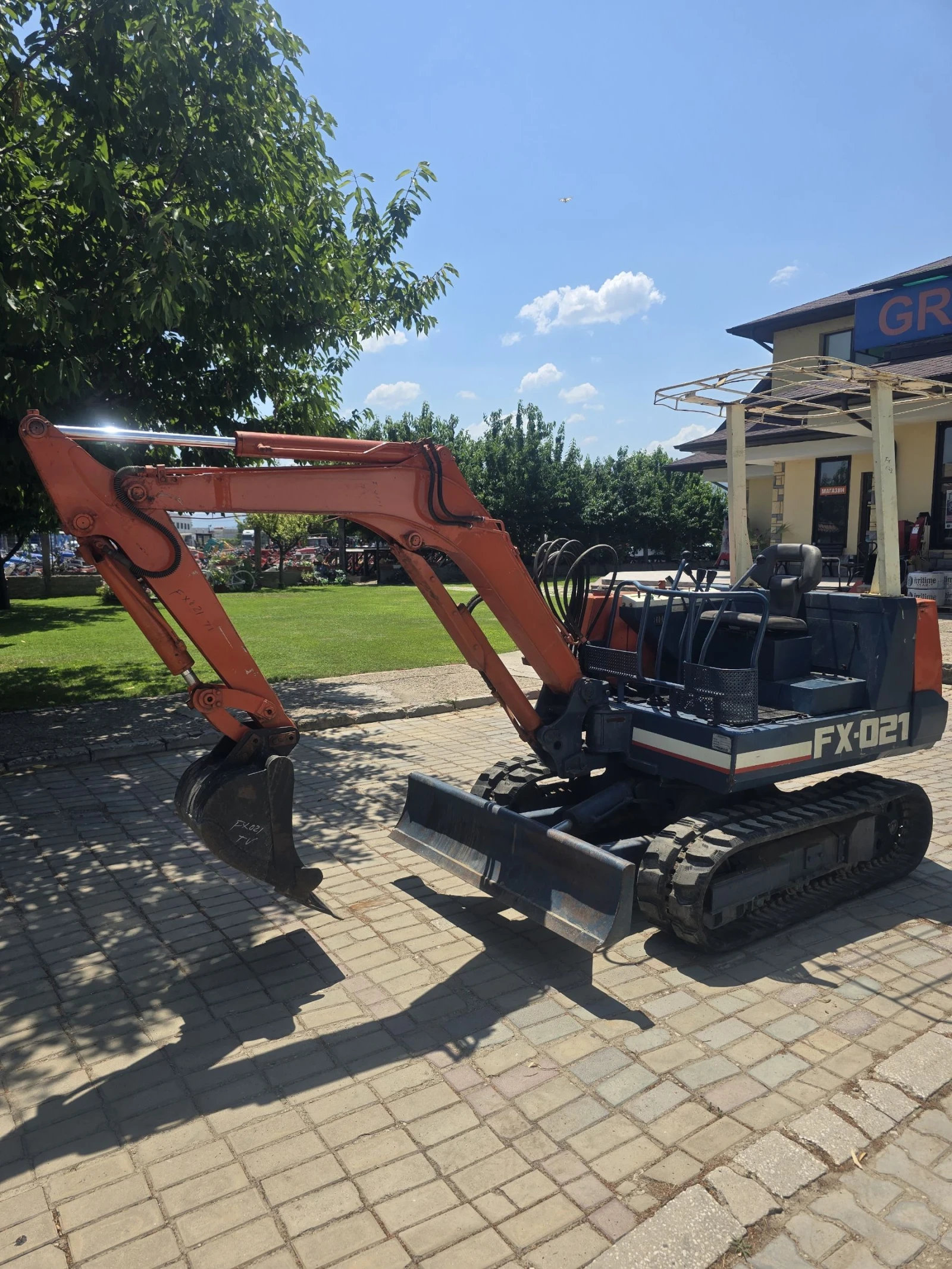 Багер Kubota КН 21