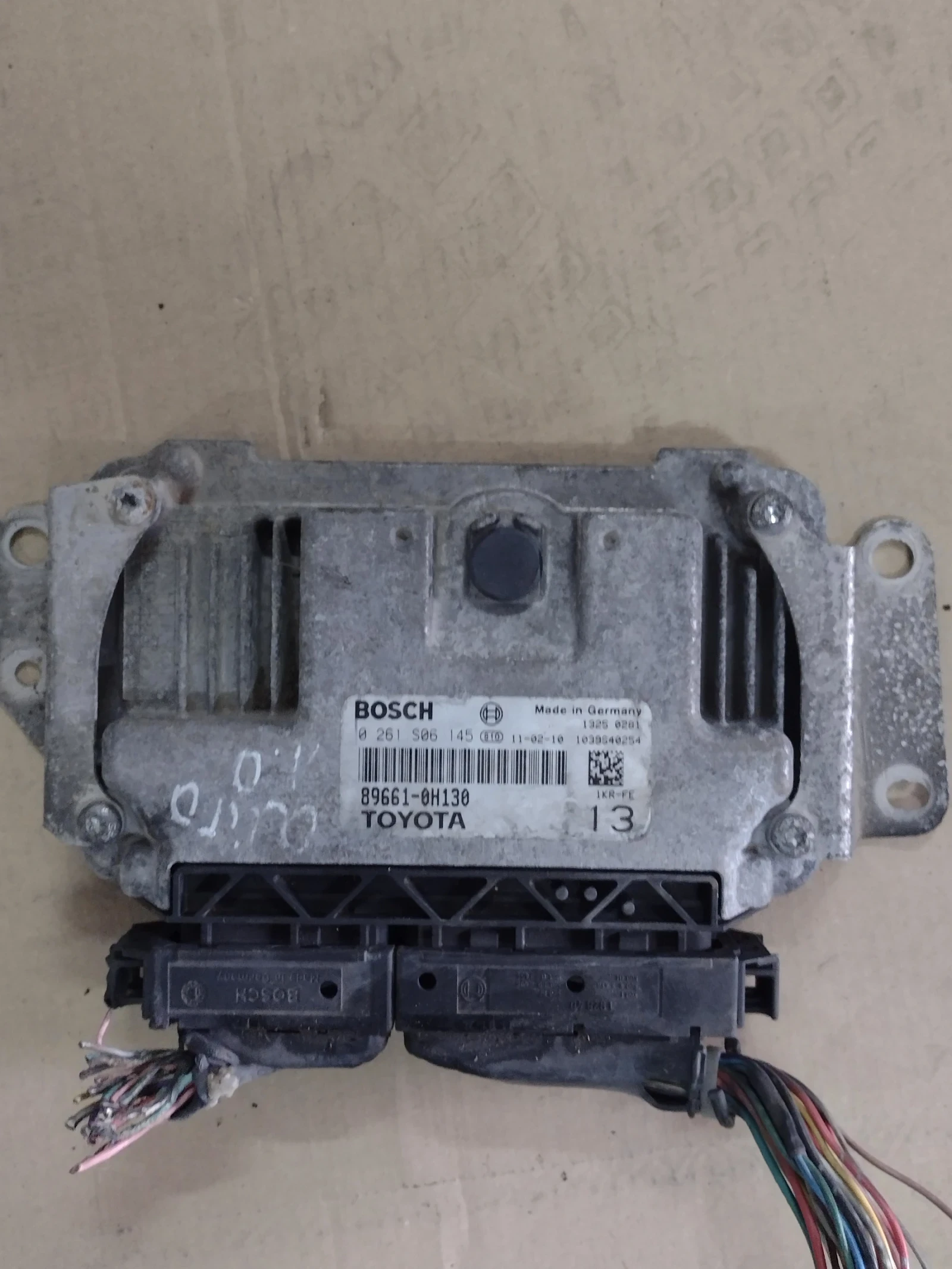 89661-0H130  �������� �������� �� TOYOTA AYGO   Bosch 0 261 S06 145 | Mobile.bg � ����������� 1