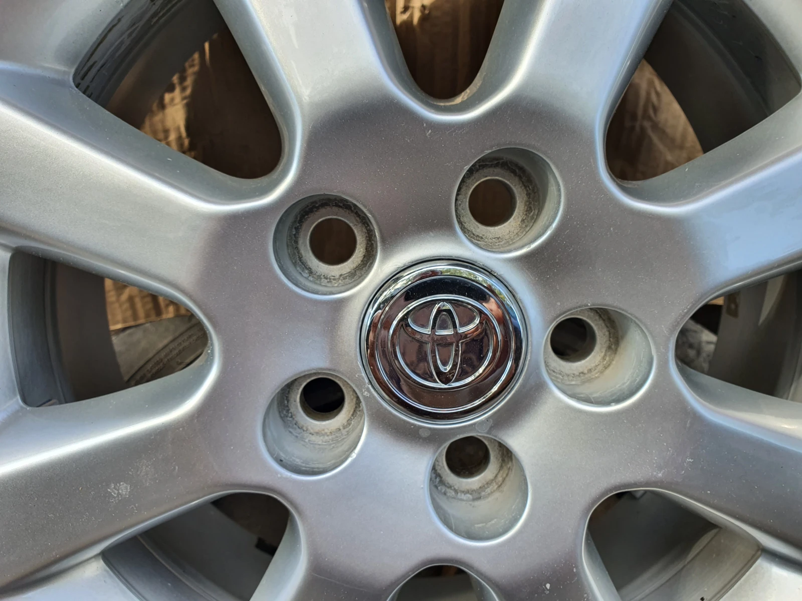   Toyota Avensis | Mobile.bg   5