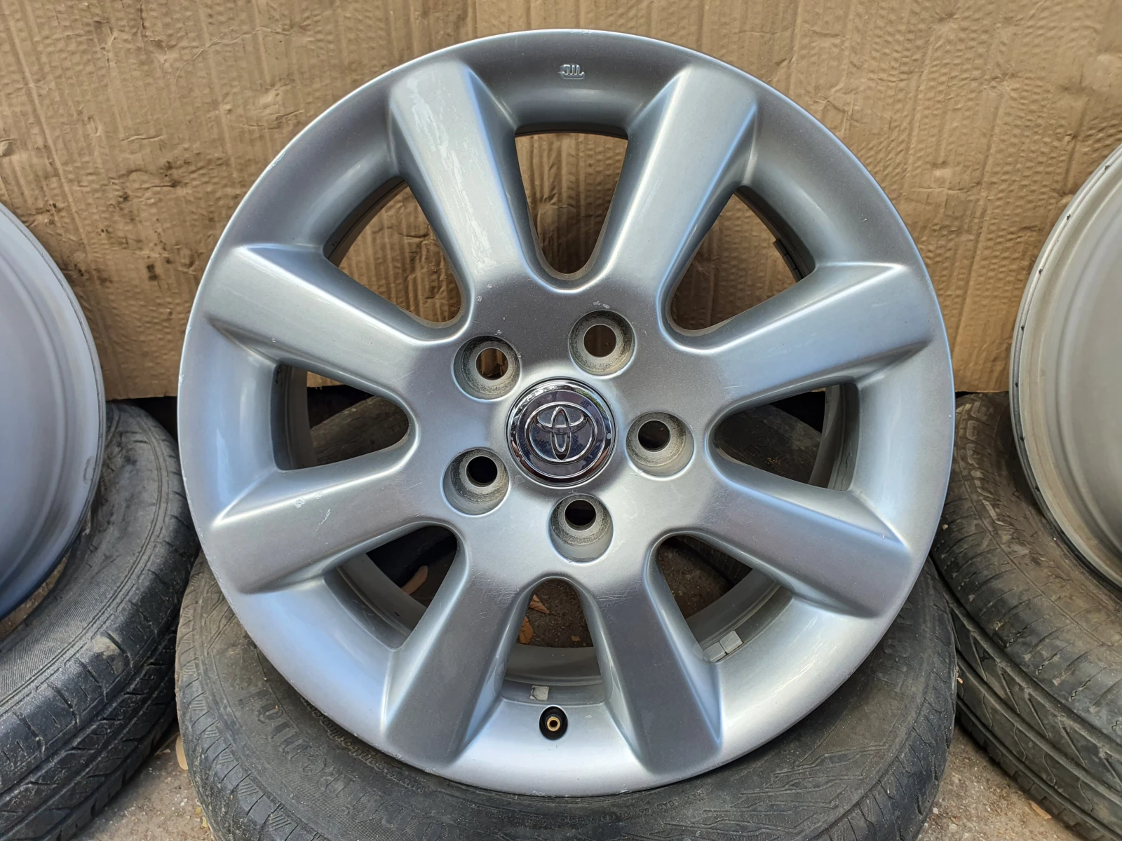   Toyota Avensis | Mobile.bg   1