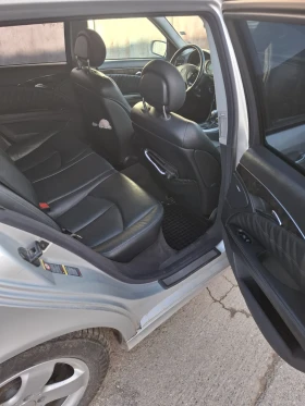 Mercedes-Benz E 270 Avantgarde, снимка 8