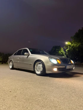 Mercedes-Benz E 320, снимка 8