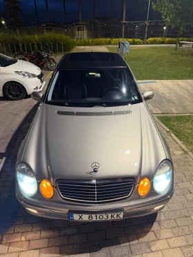 Mercedes-Benz E 320, снимка 1