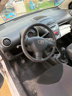 Toyota Aygo, снимка 6