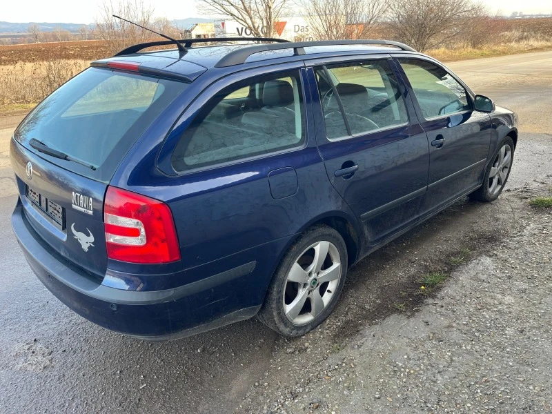 Skoda Octavia 2.0 FSI BLR, снимка 4 - Автомобили и джипове - 47659905