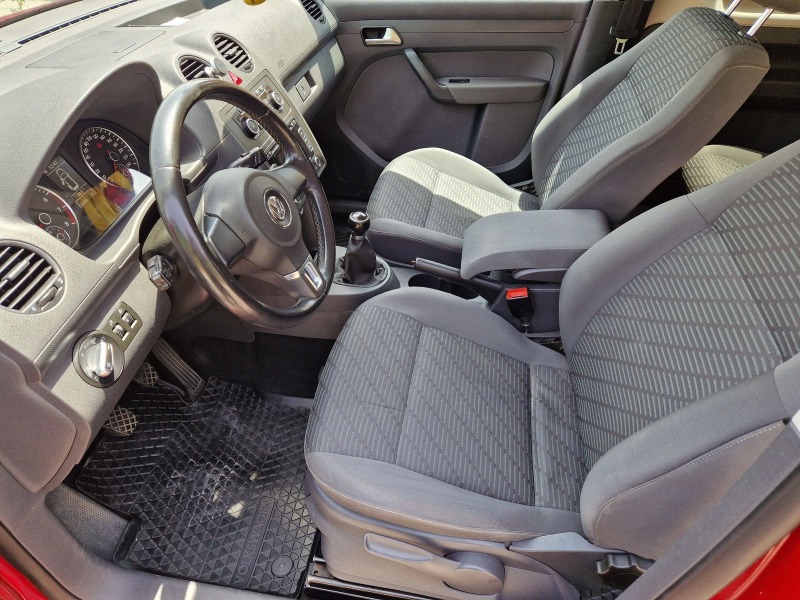 VW Caddy 2.0 Ecofuel Maxi 6+ 1, снимка 10 - Автомобили и джипове - 46371783