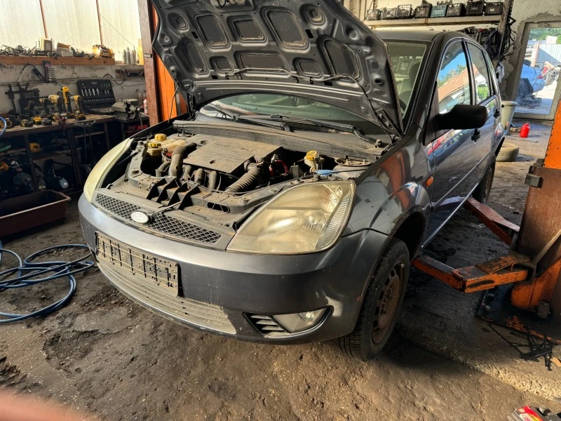 Ford Fiesta, снимка 2 - Автомобили и джипове - 46739725