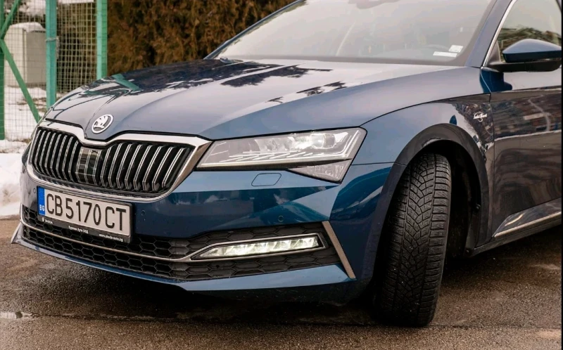 Skoda Superb 2.0 TDI DSG7 Laurin & Klement 4х4, снимка 5 - Автомобили и джипове - 49048911