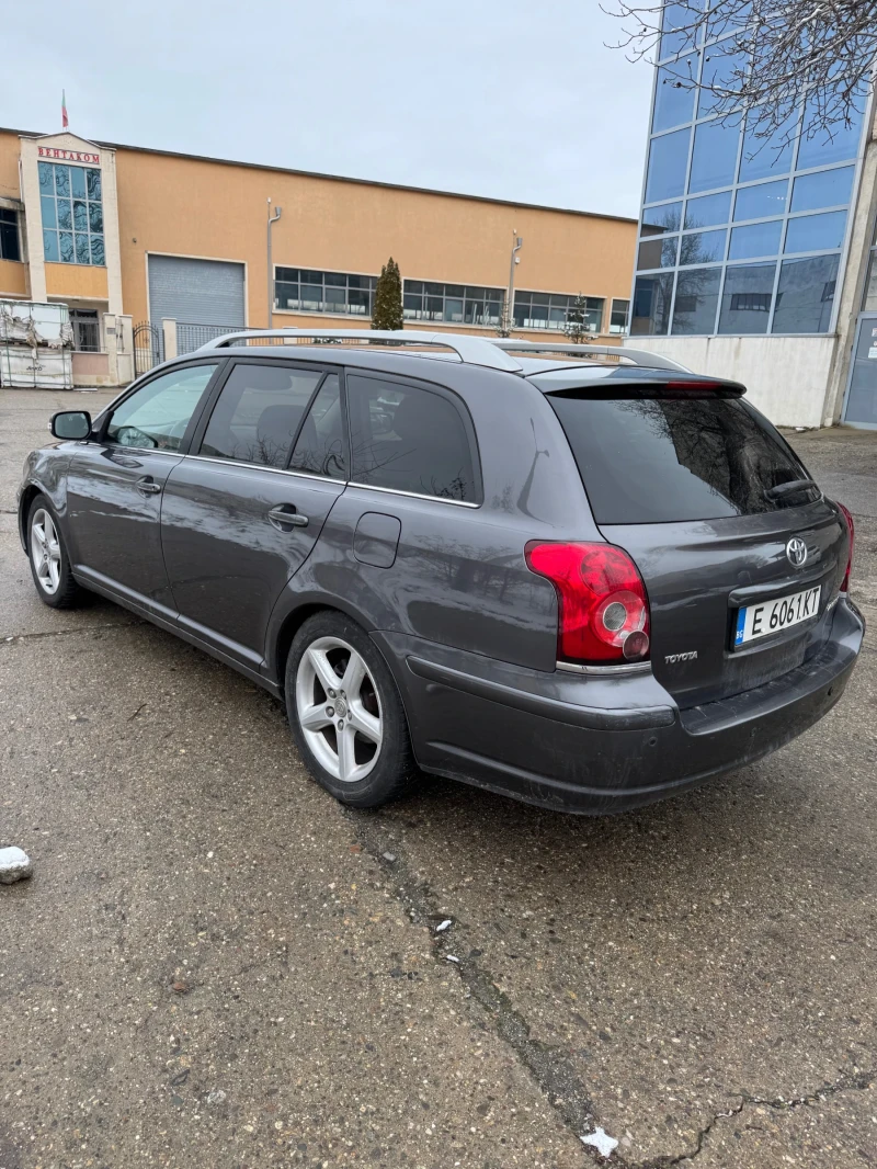 Toyota Avensis 2.2 D4D, снимка 3 - Автомобили и джипове - 49176998