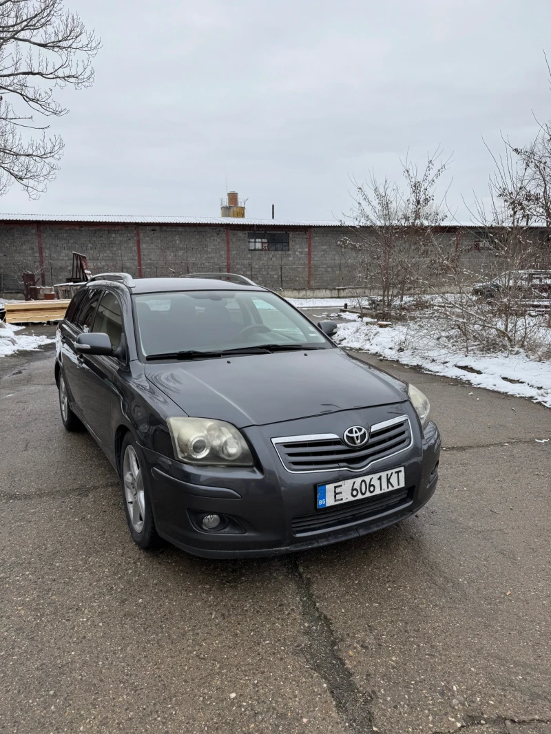 Toyota Avensis 2.2 D4D, снимка 2 - Автомобили и джипове - 49176998