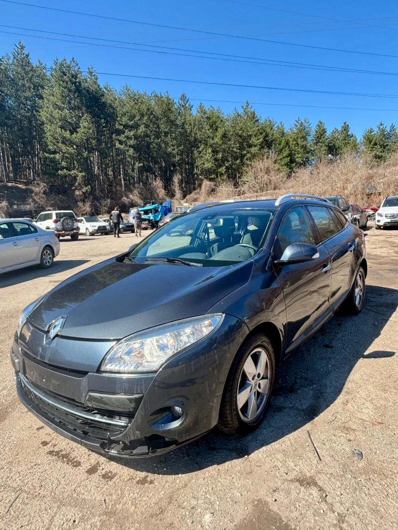 Renault Megane 1.5 d, снимка 2 - Автомобили и джипове - 49584555