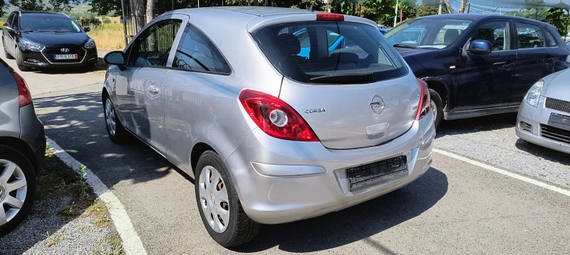 Opel Corsa 1.2, снимка 6 - Автомобили и джипове - 51155863