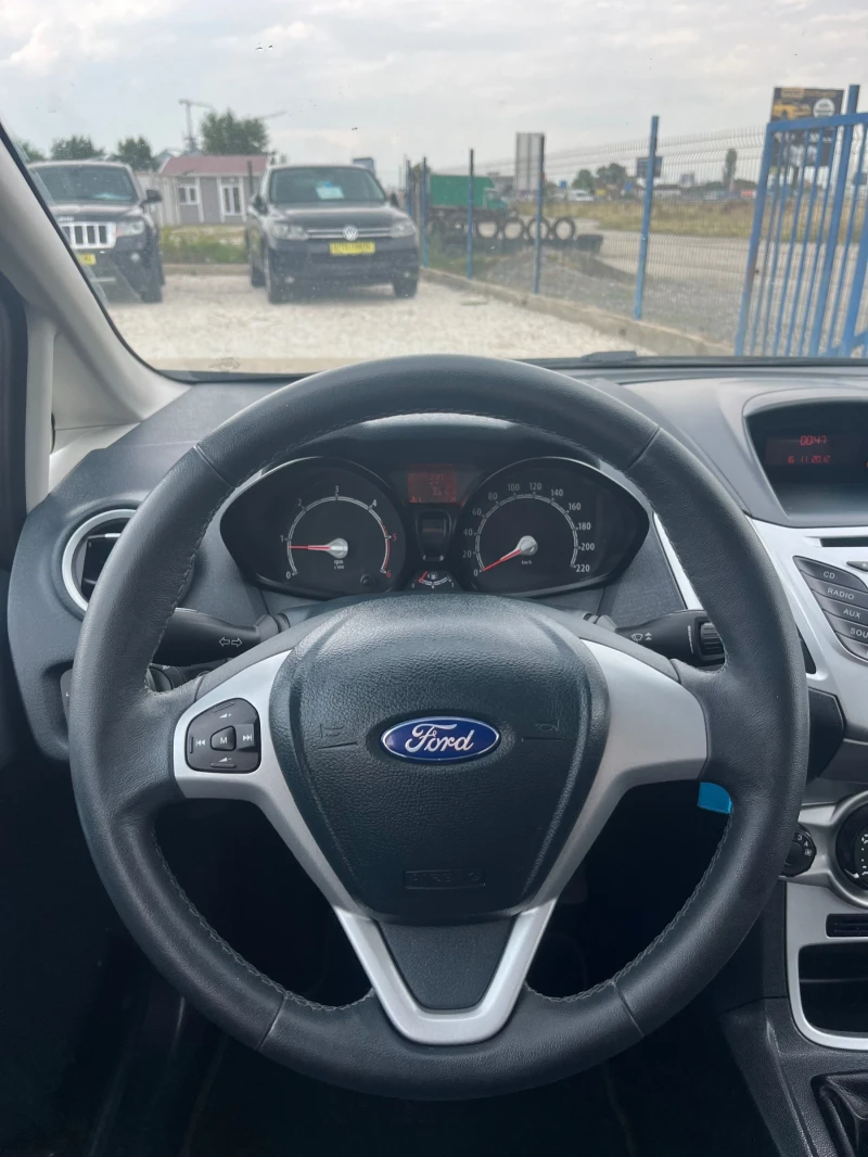 Ford Fiesta 1.4 TDCi, снимка 10 - Автомобили и джипове - 51454816