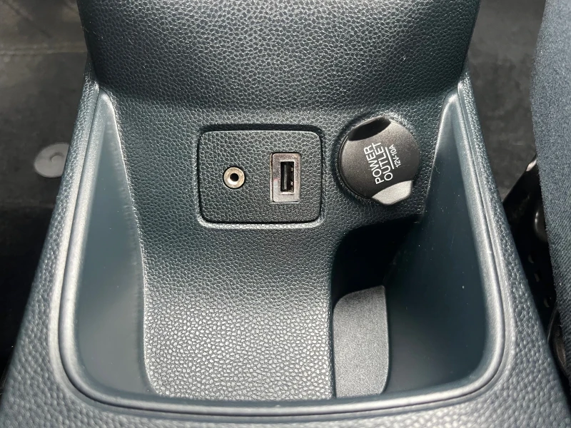 Ford Fiesta 1.4 TDCi, снимка 13 - Автомобили и джипове - 51454816