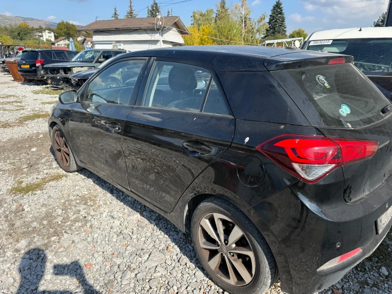Hyundai I20 1.25 86кс, снимка 4 - Автомобили и джипове - 52075220