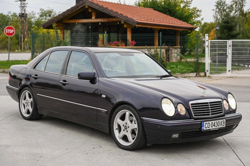 Mercedes-Benz E 430 Avantgarde* ГазИНЖ.* Подгрев* КОЖА, снимка 4 - Автомобили и джипове - 52079695