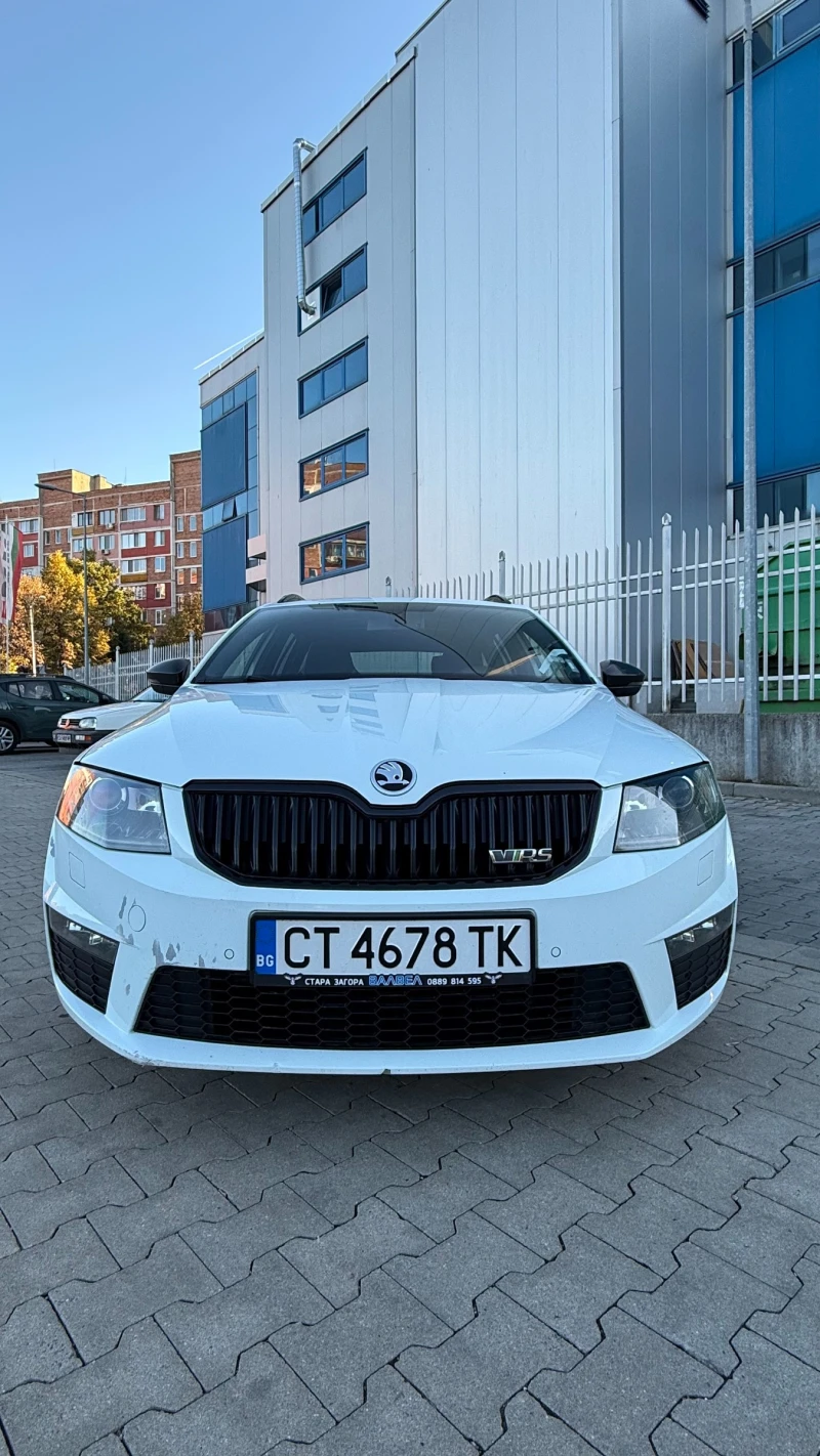 Skoda Octavia 2.0 TDI VRS / Keyless, снимка 4 - Автомобили и джипове - 52109072