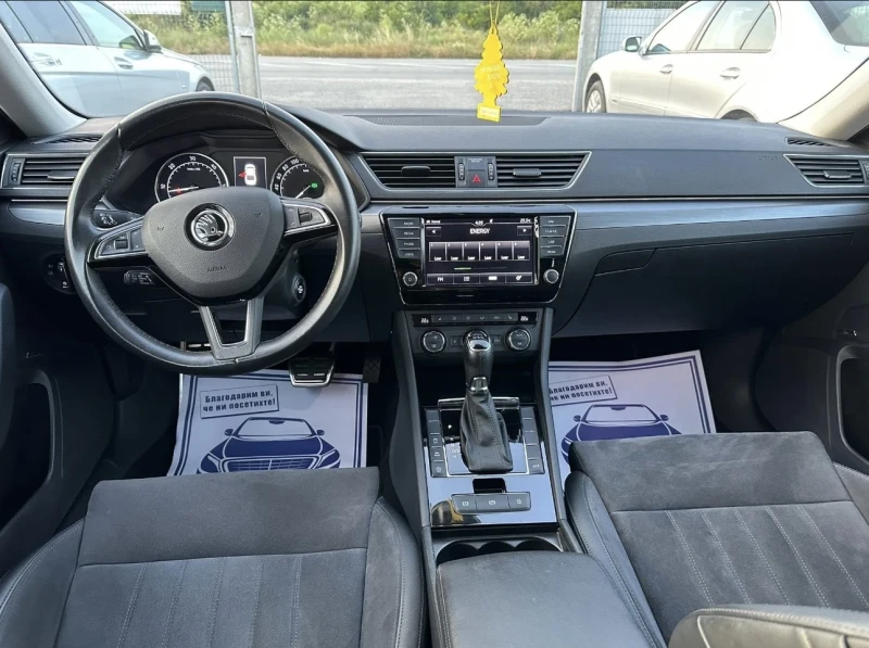 Skoda Superb 2.0TDI* 190к.с* DSG* KEYLESS* КАМЕРА* ПЕЧКА, снимка 11 - Автомобили и джипове - 52442315