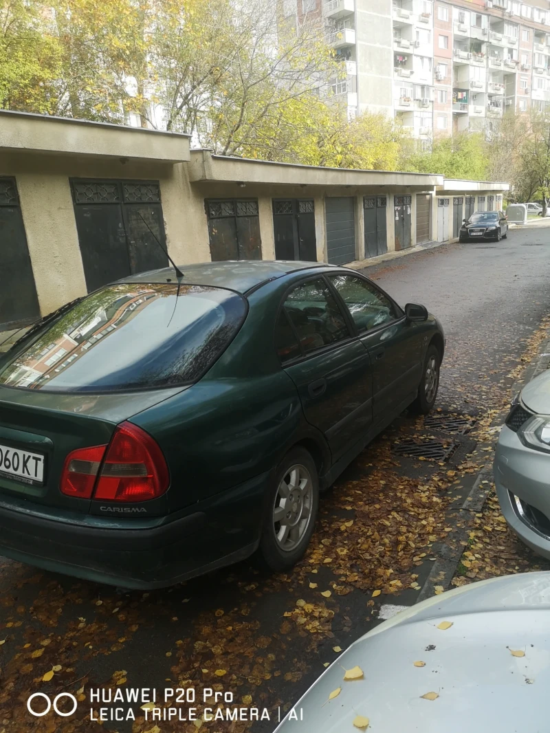 Mitsubishi Carisma, снимка 3 - Автомобили и джипове - 52500471