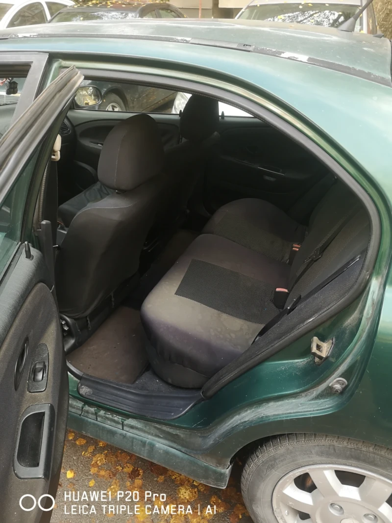 Mitsubishi Carisma, снимка 6 - Автомобили и джипове - 52500471