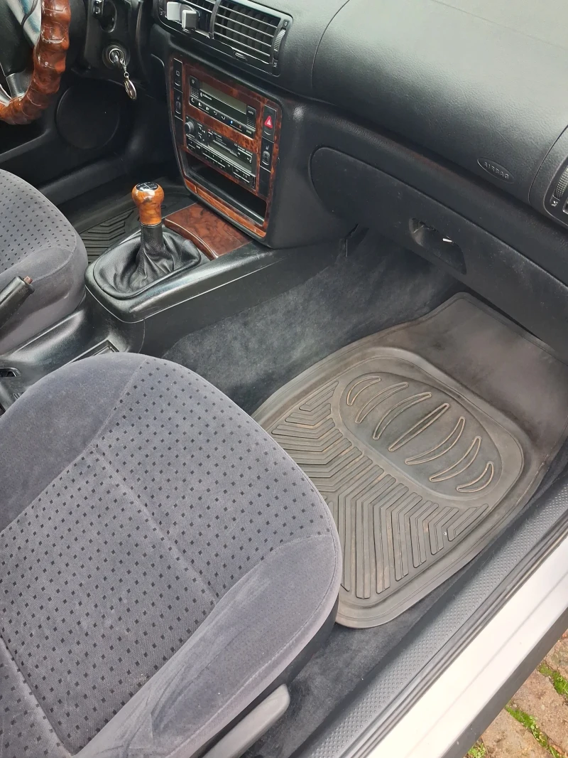 VW Passat B4, снимка 13 - Автомобили и джипове - 52515324