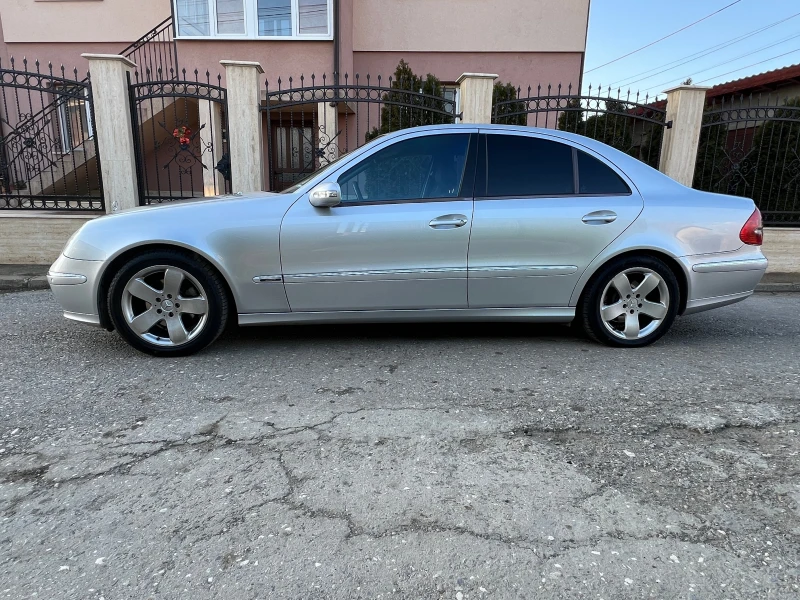 Mercedes-Benz E 280 /3.0 CDI/V6/7G TRONIC/AVANGARDE, снимка 3 - Автомобили и джипове - 52864524