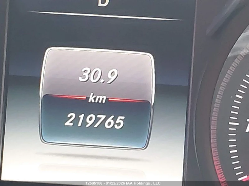 Mercedes-Benz C 400 AMG* BURMESTER* ПОДГРЕВ* KEYLESS, снимка 16 - Автомобили и джипове - 53331596