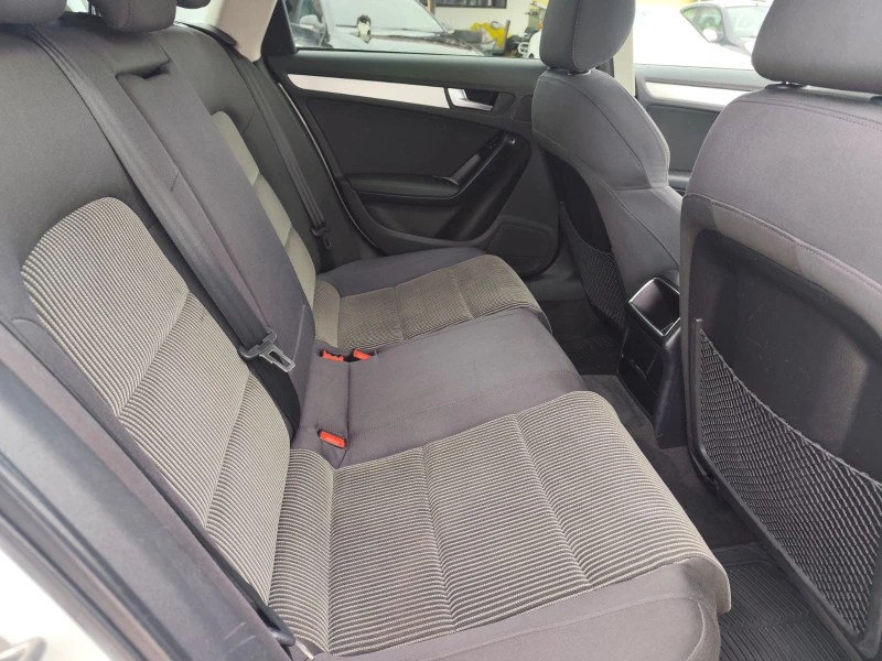 Audi A4 2.0 дизел, снимка 13 - Автомобили и джипове - 53595157