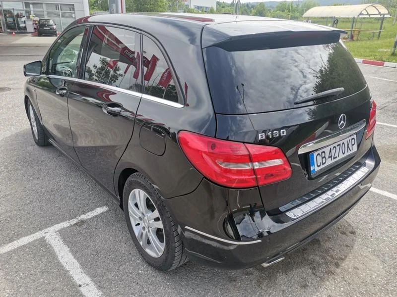 Mercedes-Benz B 180 CDI 6 скорости , снимка 4 - Автомобили и джипове - 47712015