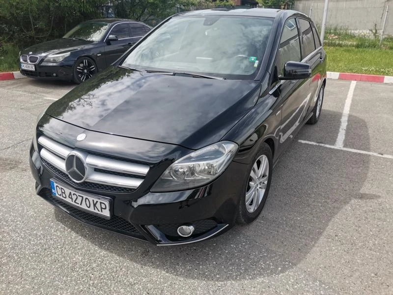 Mercedes-Benz B 180 CDI 6 скорости , снимка 2 - Автомобили и джипове - 47202825