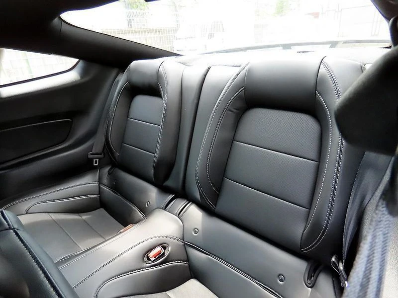 Ford Mustang 2.3 H Automatic, снимка 6 - Автомобили и джипове - 55906424