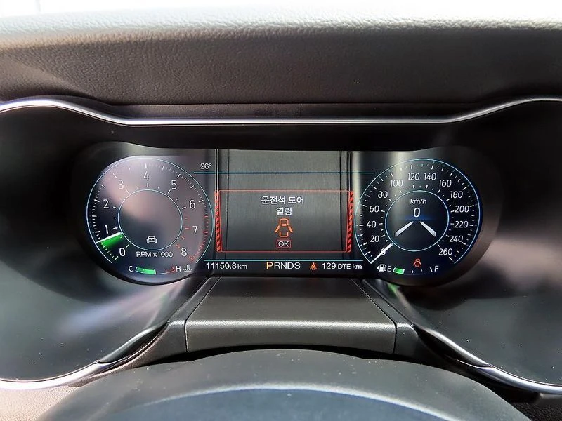Ford Mustang 2.3 H Automatic, снимка 9 - Автомобили и джипове - 55906424