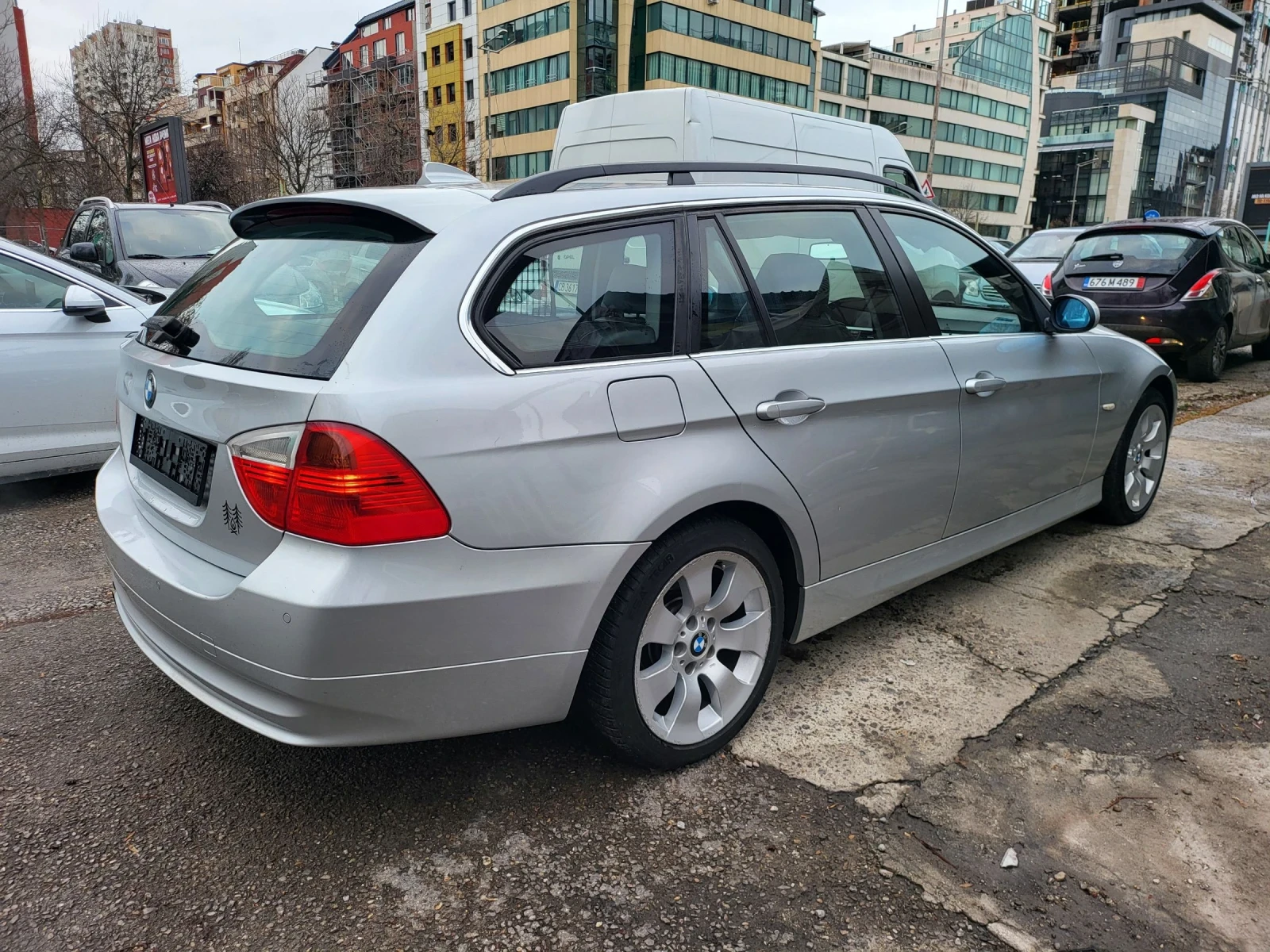 BMW 325 XI touring - изображение 4