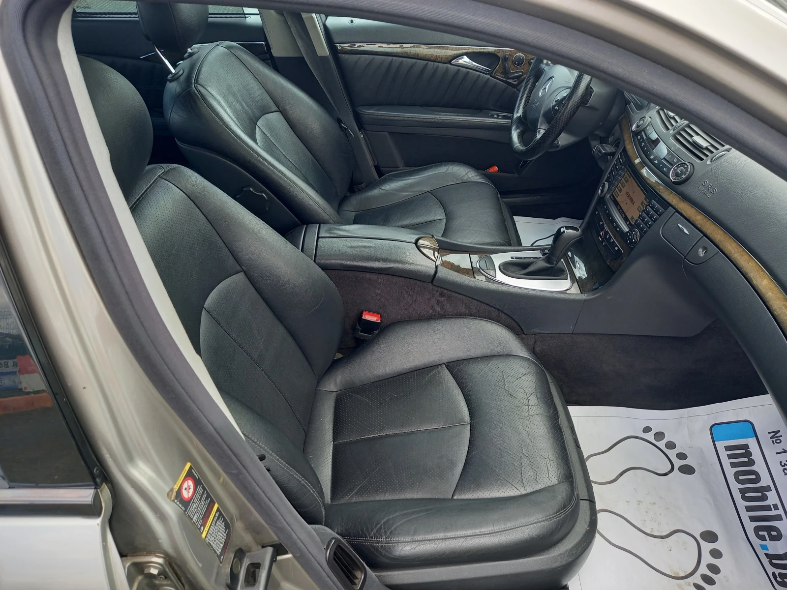 Mercedes-Benz E 320      44    | Mobile.bg   14