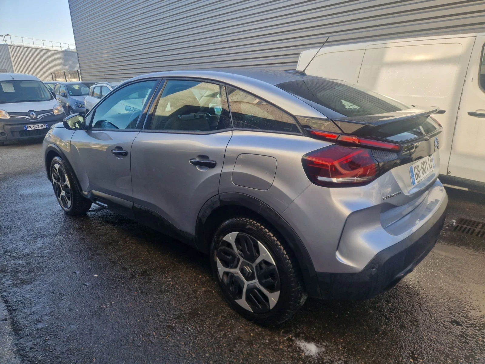 Citroen C4 1.5 BlueHDi 131 S&S EAT8 - изображение 2