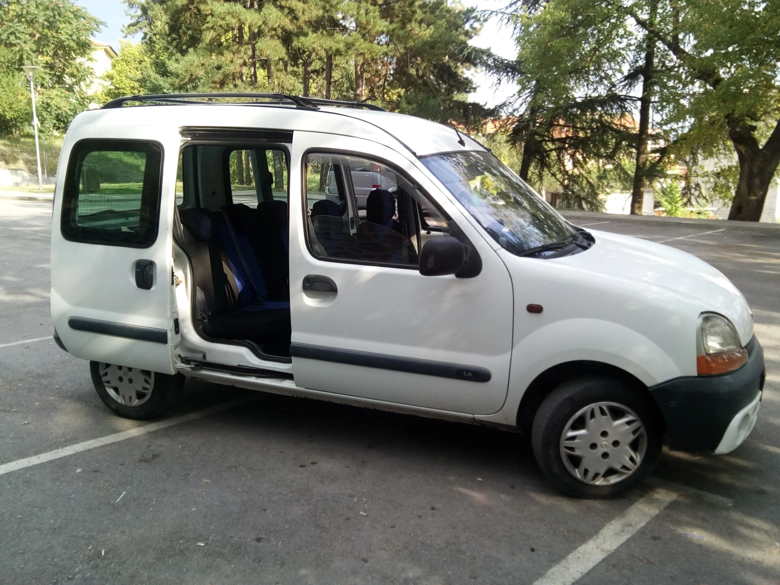 Renault Kangoo RXE - изображение 2