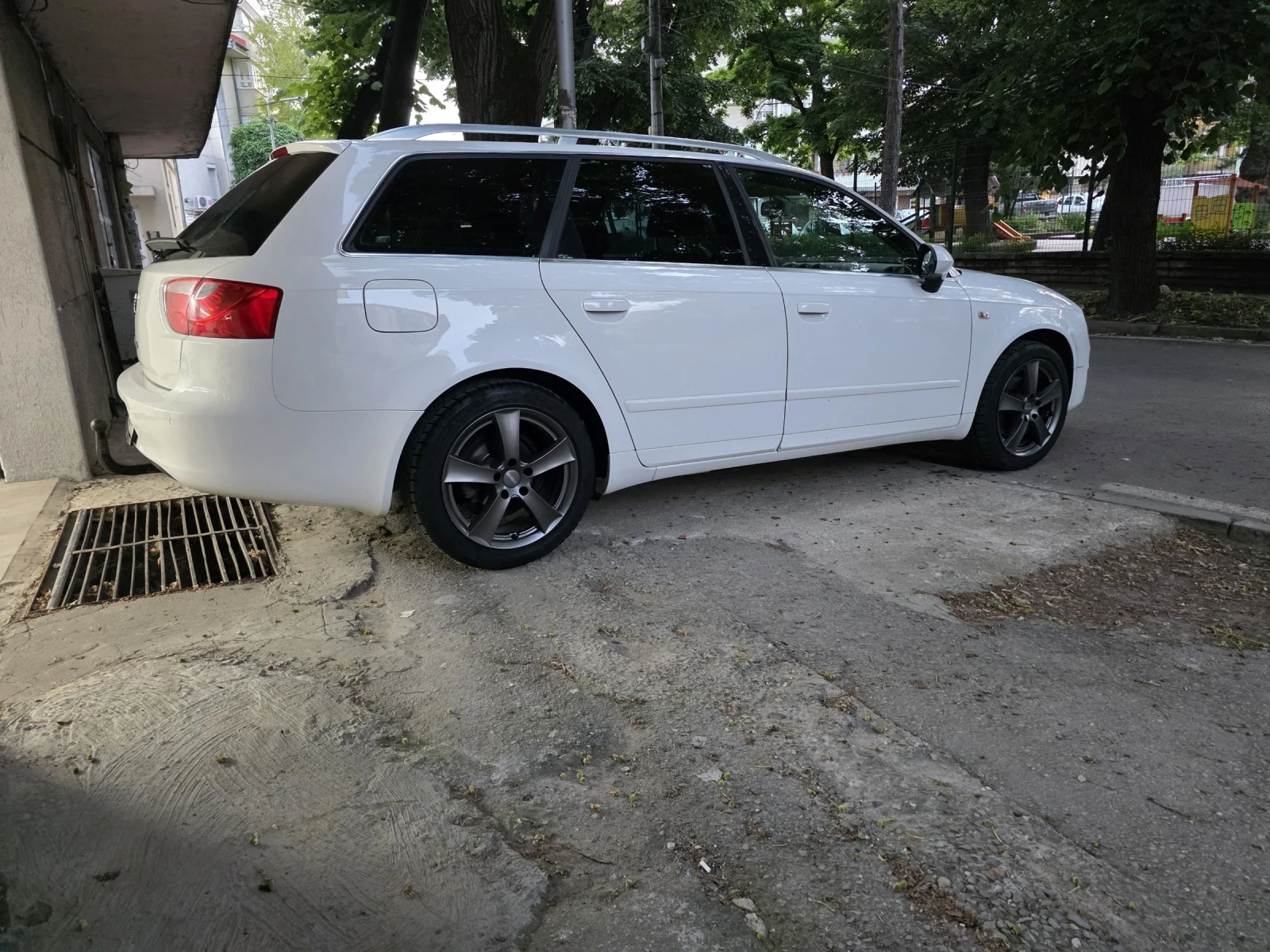 Seat Exeo 2.0 TDI  -143 кс. 6 ск. - изображение 4