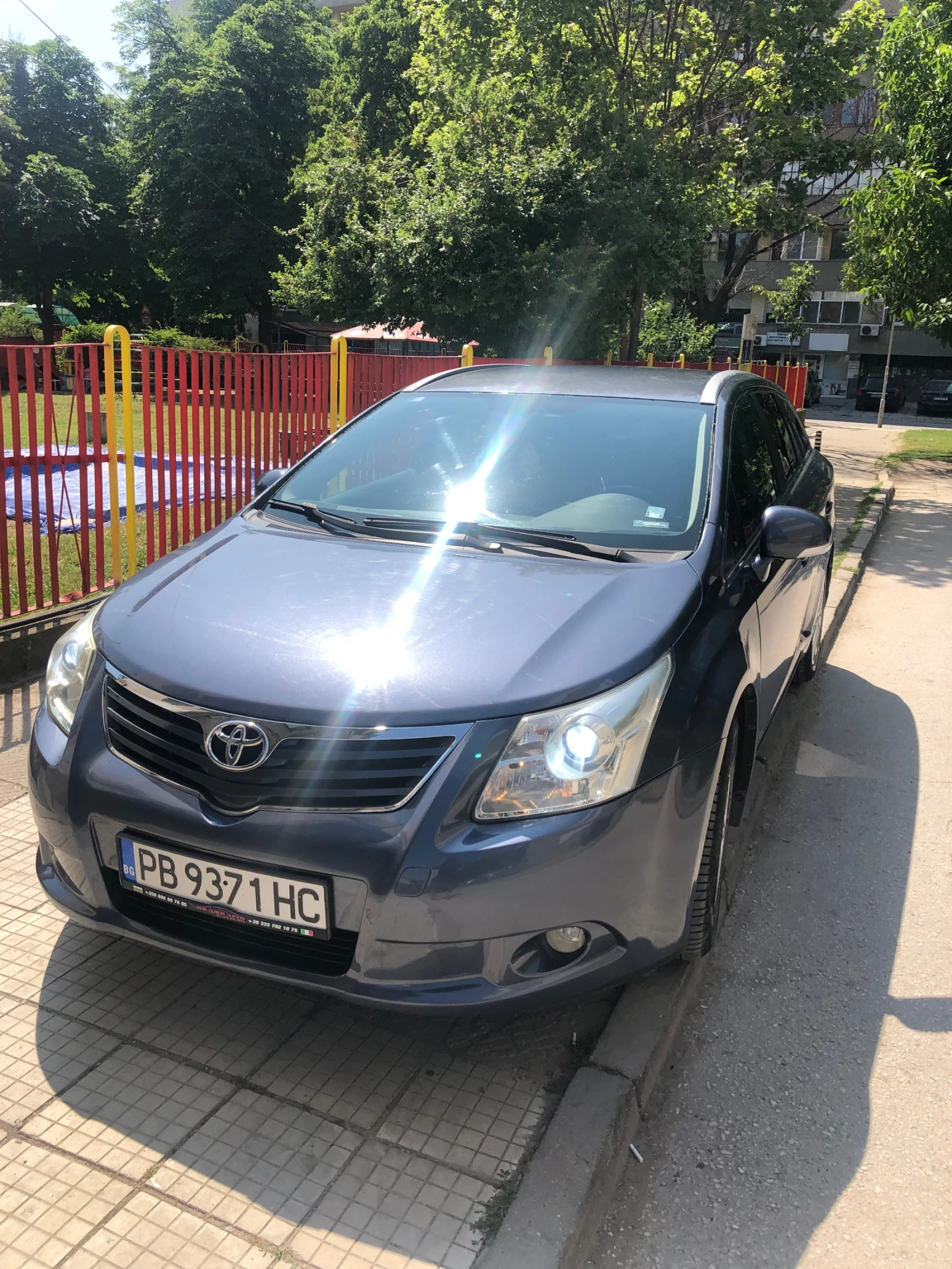 Toyota Avensis  - изображение 4