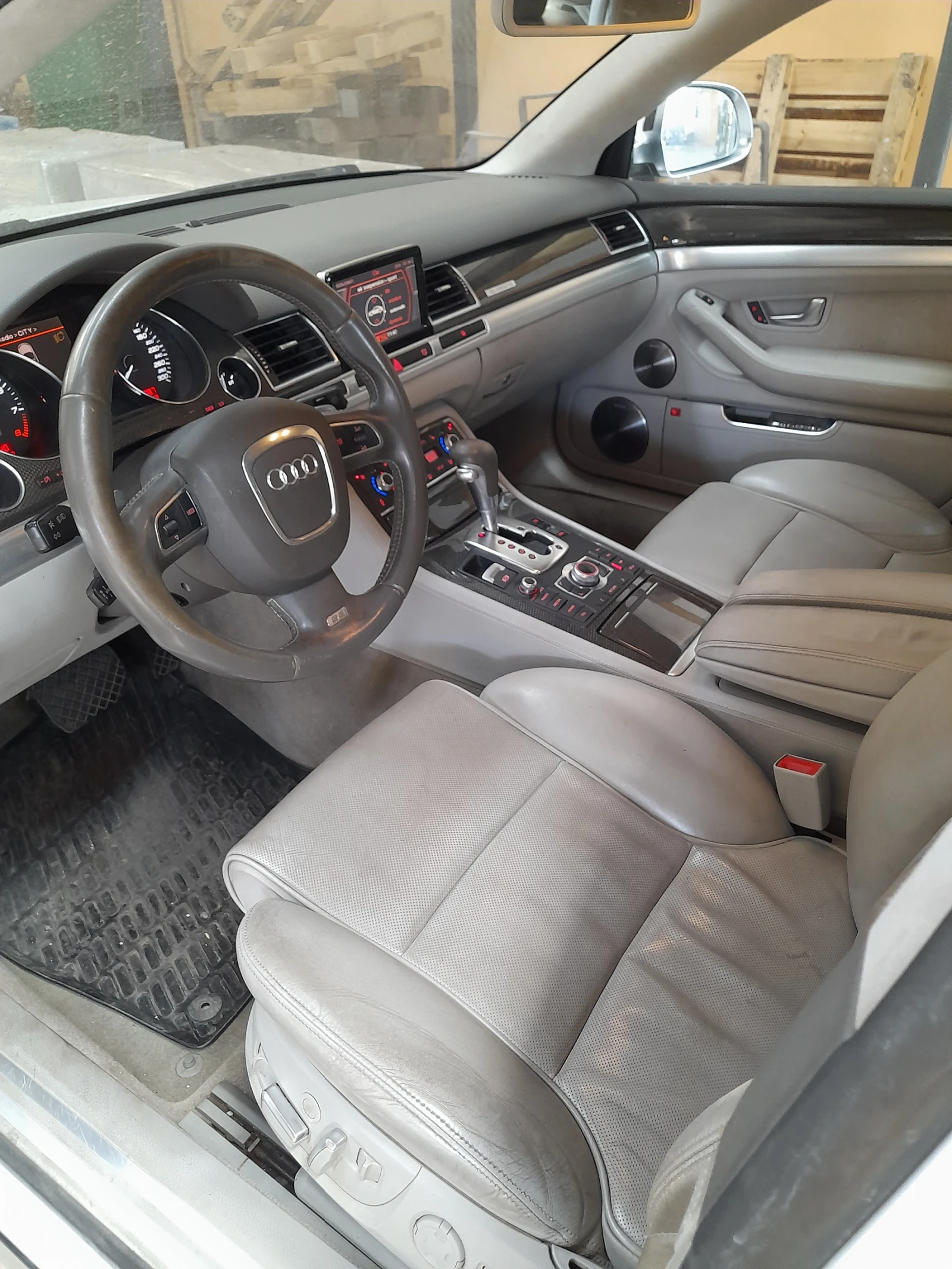 Audi S8 | Mobile.bg   12