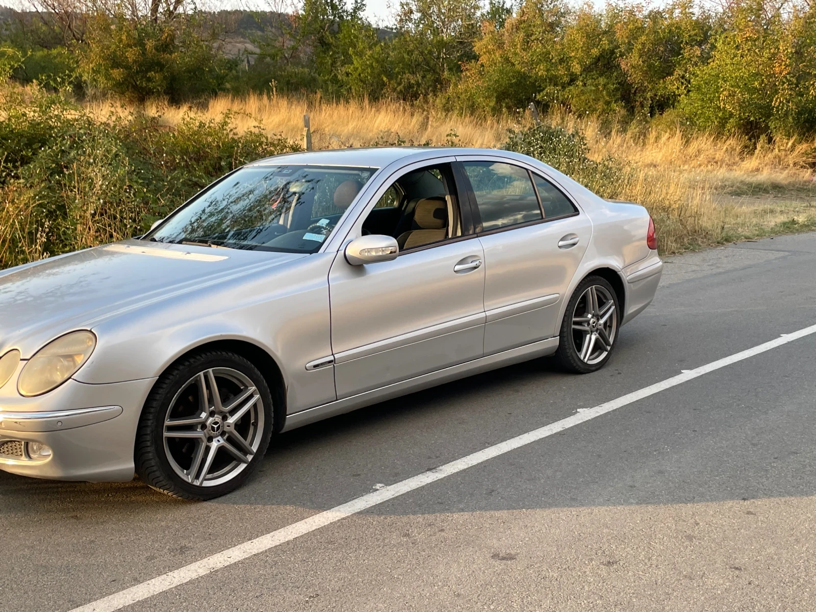 Mercedes-Benz E 270  - изображение 2