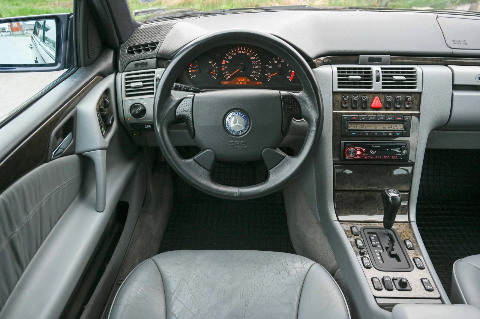 Mercedes-Benz E 430 Avantgarde* .* *  | Mobile.bg   10