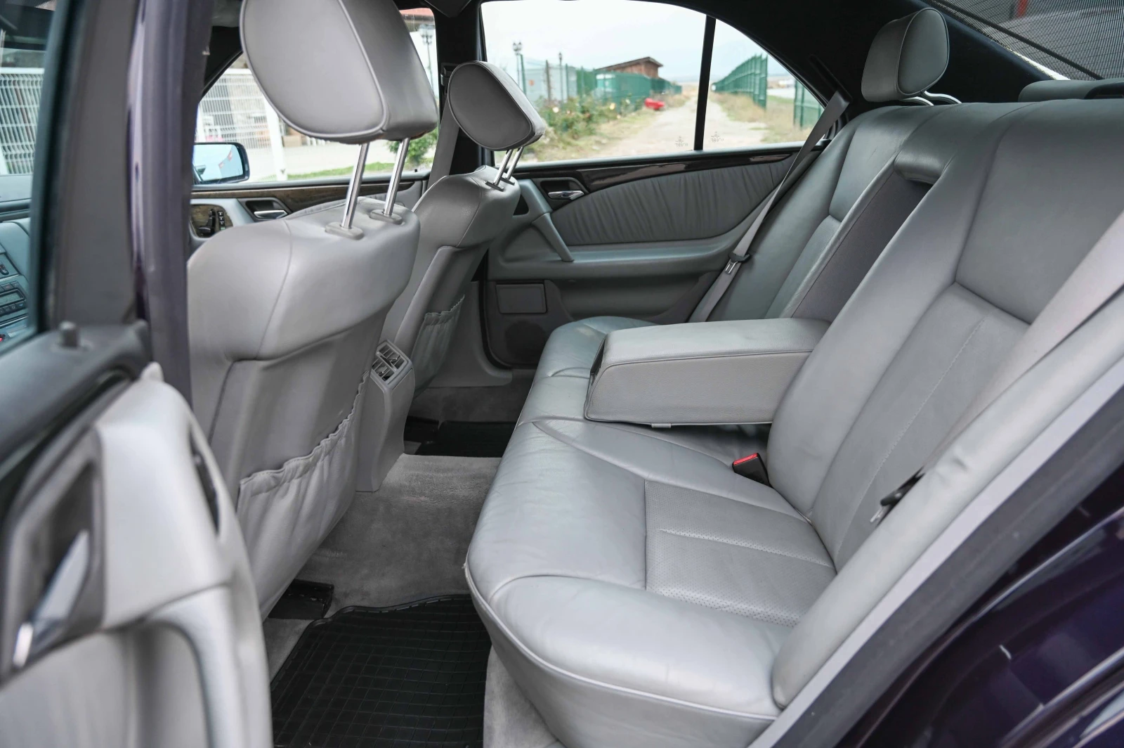 Mercedes-Benz E 430 Avantgarde* .* *  | Mobile.bg   16