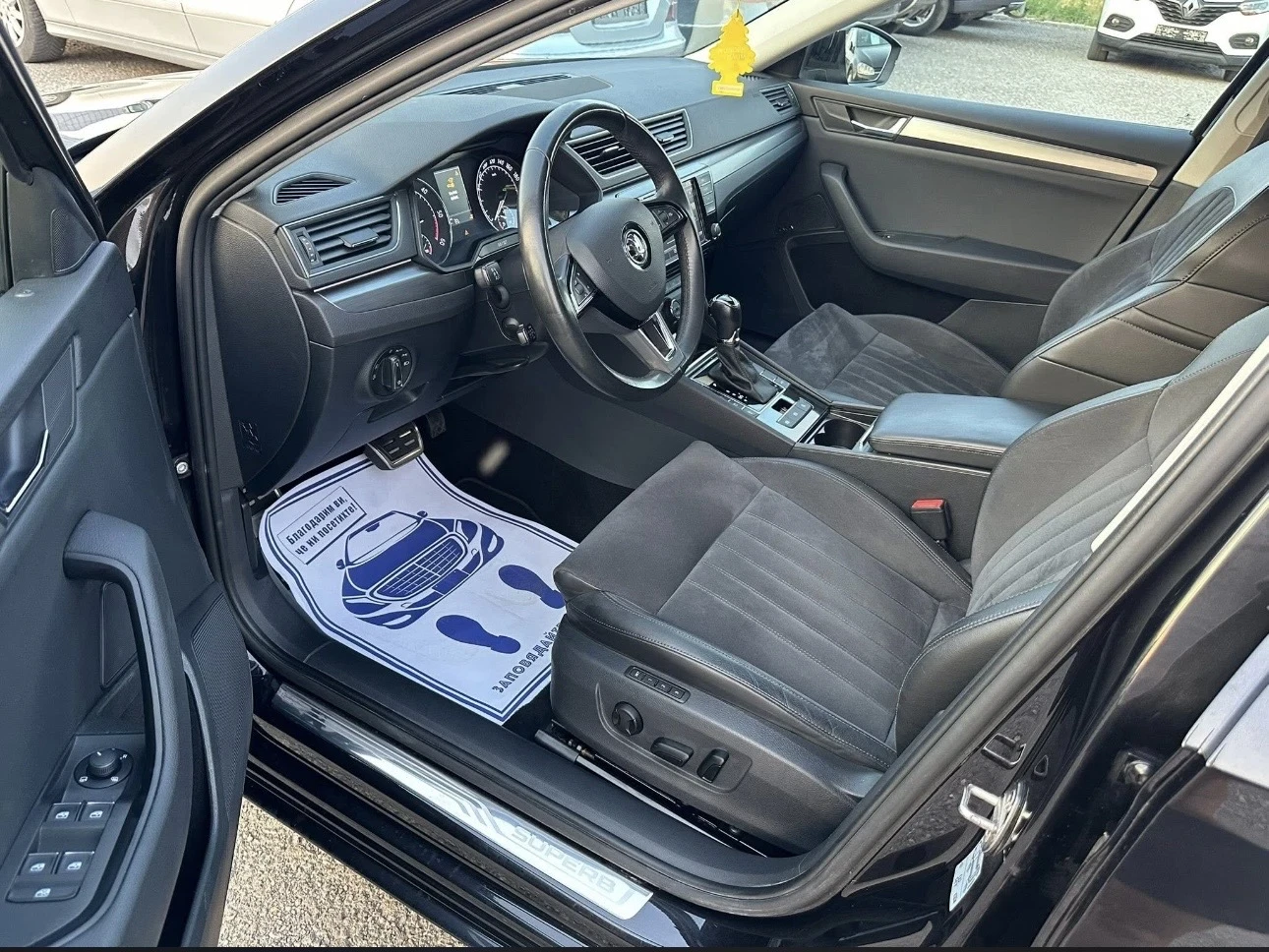 Skoda Superb 2.0TDI* 190к.с* DSG* KEYLESS* КАМЕРА* ПЕЧКА - изображение 8