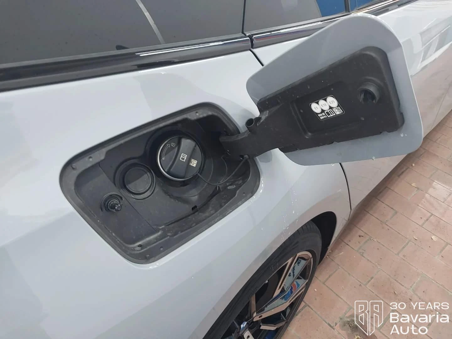 BMW 530 e xDrive Touring M Sport Paket Steptronic | Mobile.bg   14