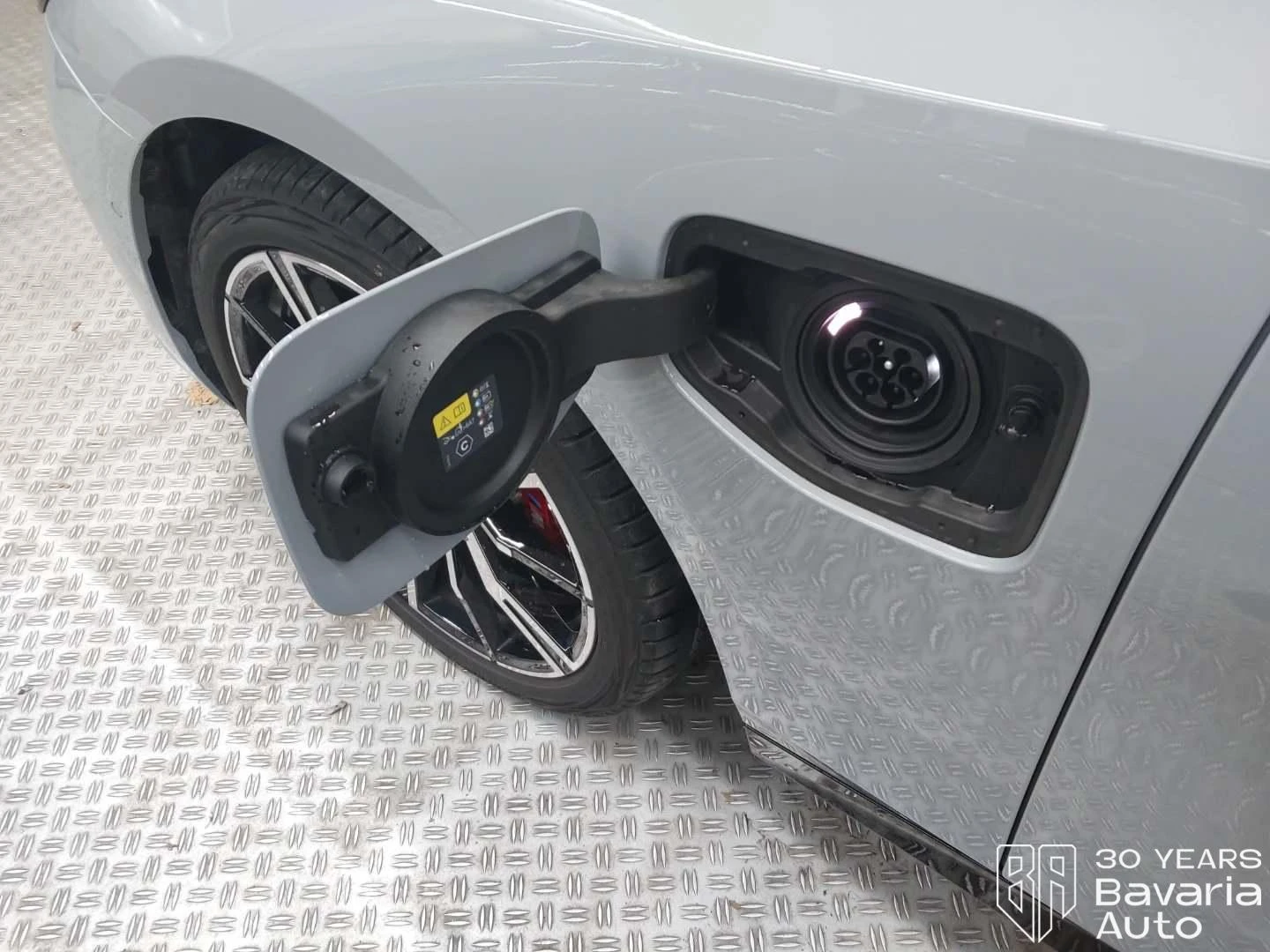 BMW 530 e xDrive Touring M Sport Paket Steptronic | Mobile.bg   13