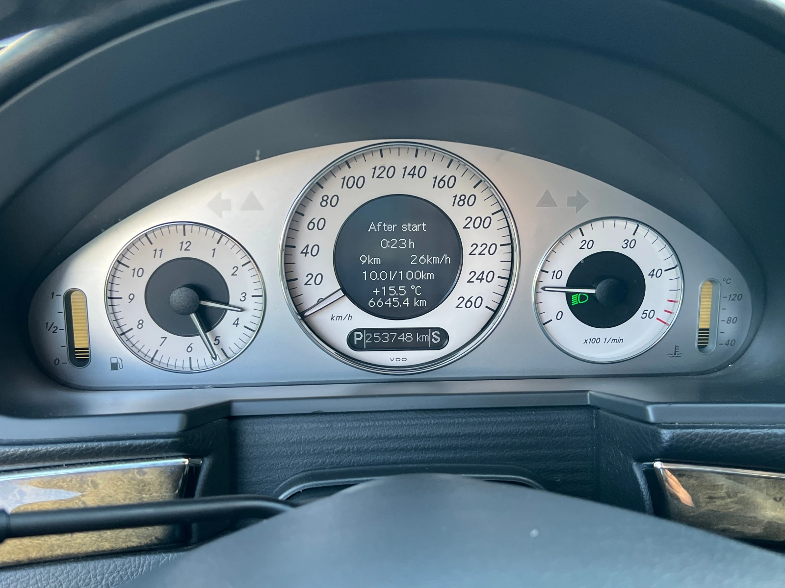 Mercedes-Benz E 280 /3.0 CDI/V6/7G TRONIC/AVANGARDE - изображение 10